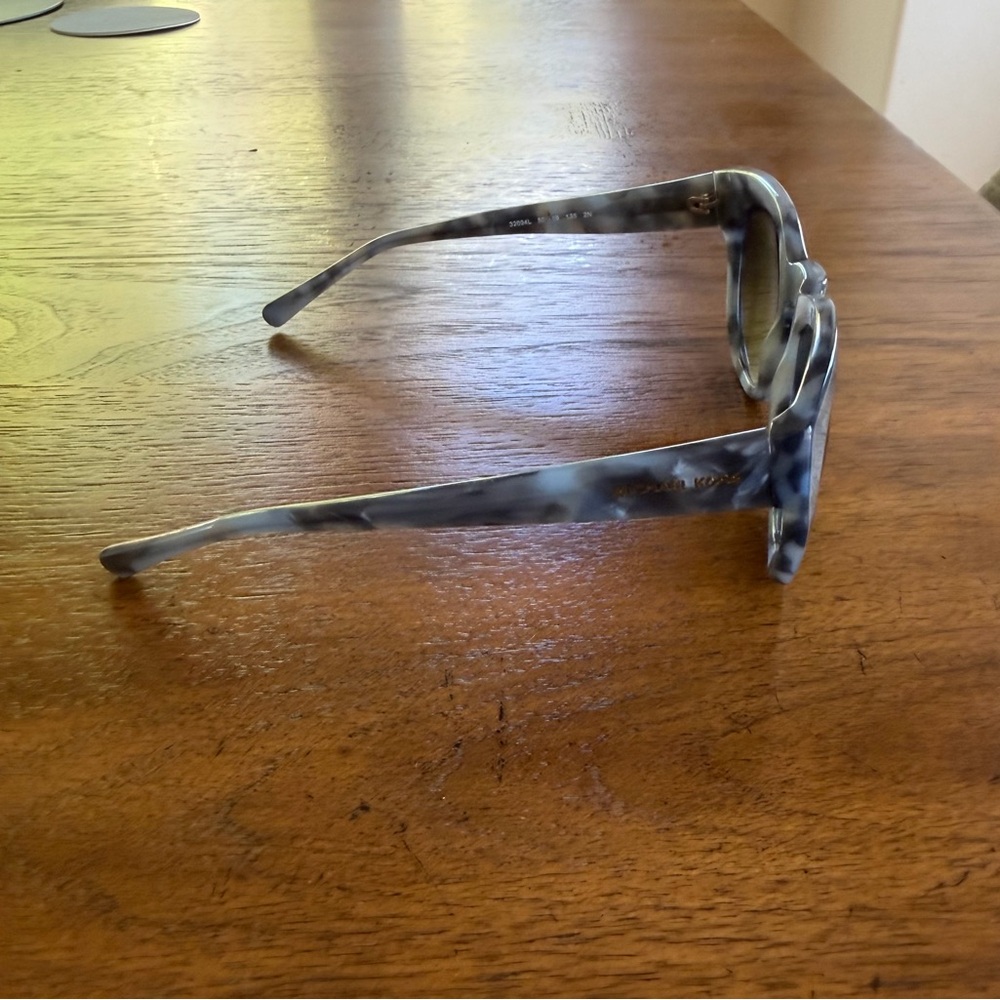 Stylish Marble Pattern Michael Kors Sunglasses - image 4